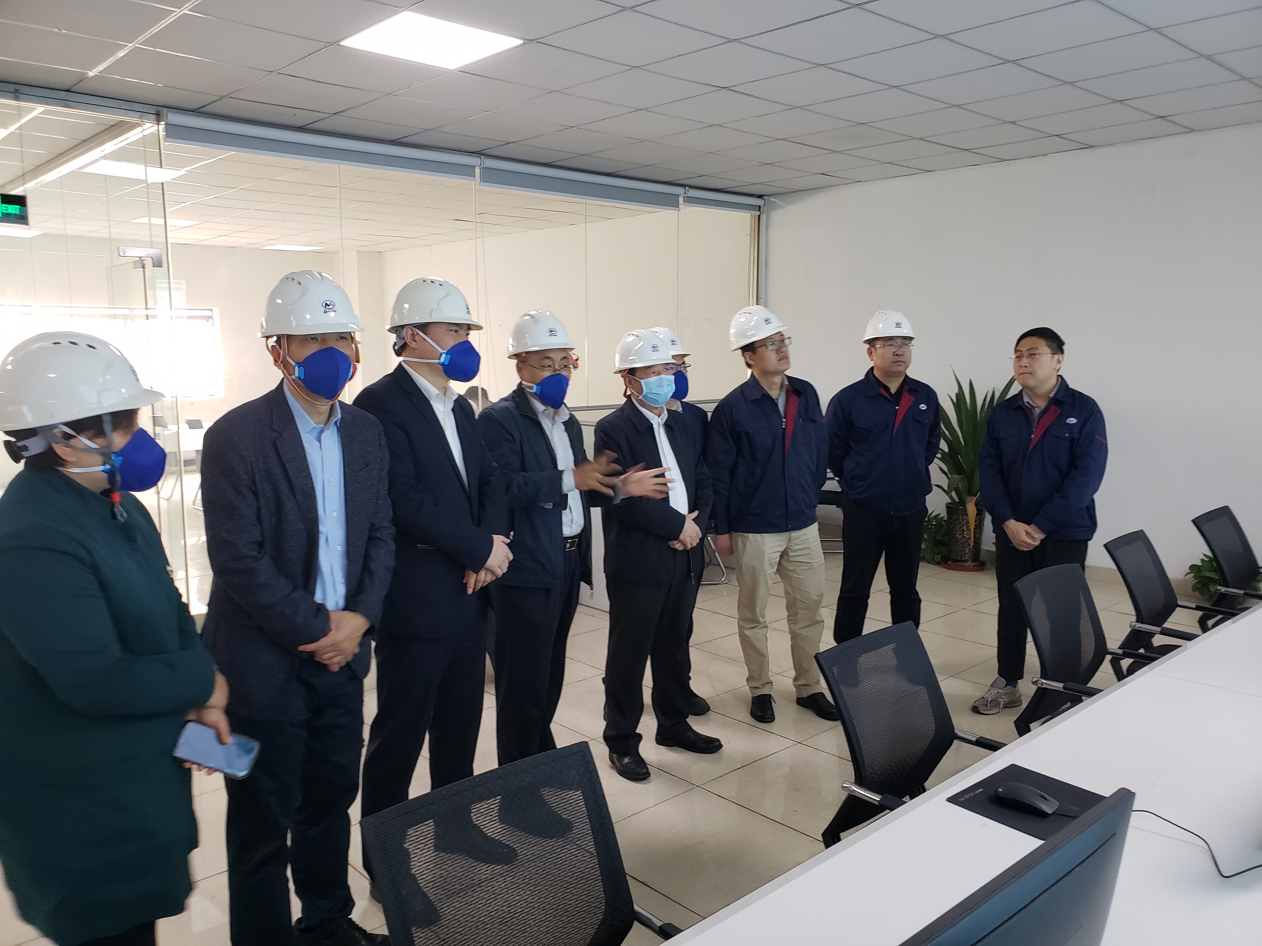 有研集团副总经理王臣、副总经理王兴权赴有研合肥调研