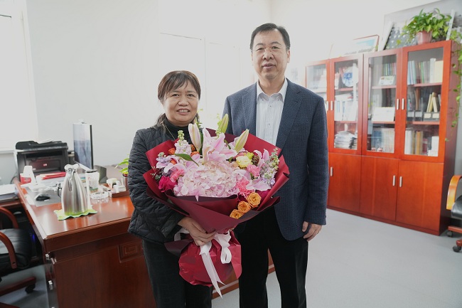 bbin开展春节“送温暖”慰问活动