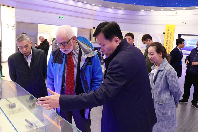 中国工程院外籍院士Michael Hood来访bbin