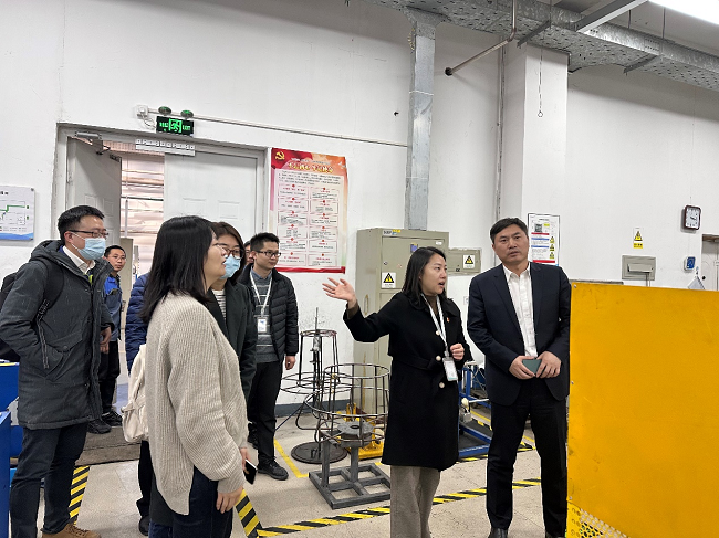 bbin党委副书记王兴权到有研医疗调研指导