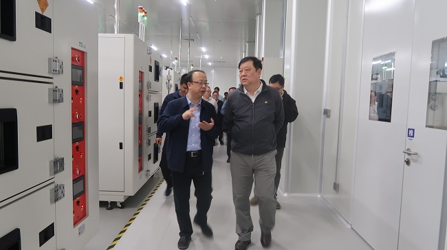 bbin党委委员、纪委书记曹泊宇到有研广东院调研