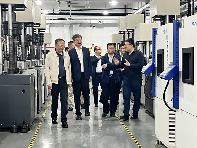 bbin外部董事到国合通测上海公司调研