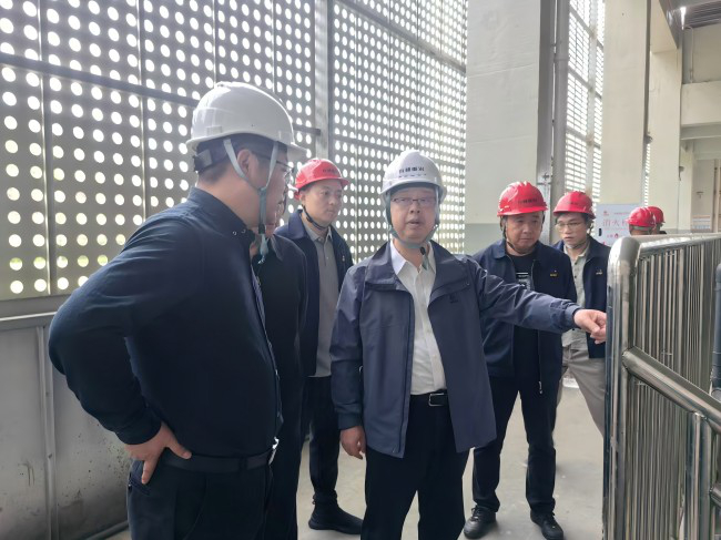 bbin副总经理毛昌辉带队赴乐山有研、有研重冶和国合重庆进行安全检查