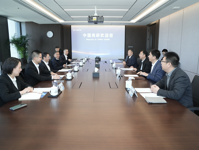 重庆市綦江区委书记尹国喜一行到访bbin