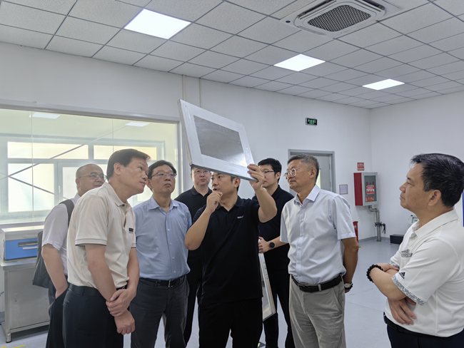 bbin外部董事到有研粉材、有研硅调研