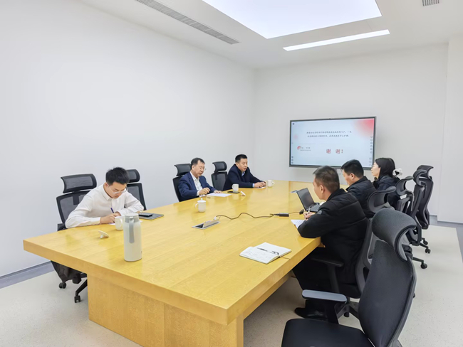 bbin
党委书记、董事长赵晓晨到国标检验西安分公司调研