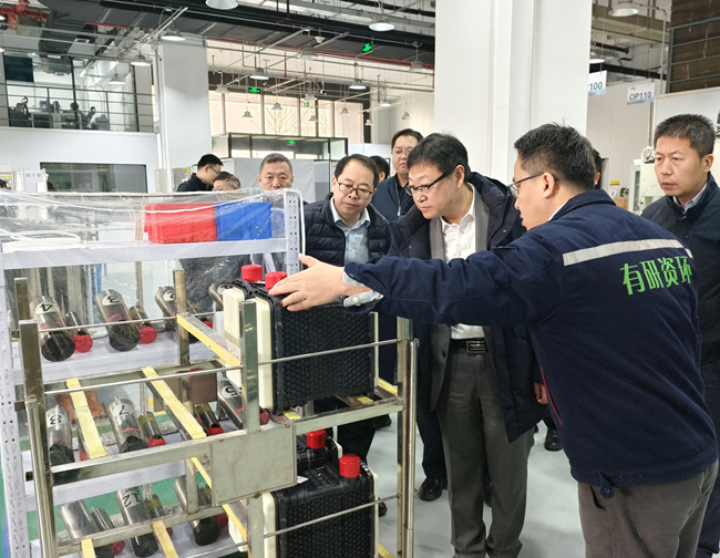 bbin总经理、党委副书记艾磊一行到有研资环院调研工作