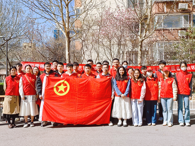 传承雷锋精神 聚焦多元服务|bbin志愿者在路上