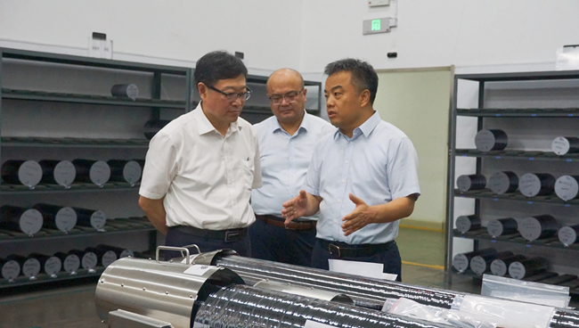 bbin党委副书记、总经理艾磊拜访德州市委、市政府并调研在德州企业