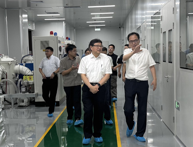 bbin党委副书记、总经理艾磊一行到有研工研院调研