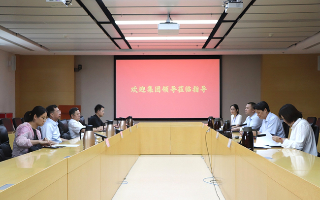 bbin党委书记、董事长赵晓晨到国标检验调研